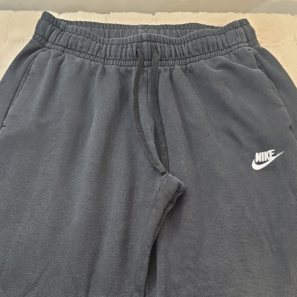 Nike Women's Black Wide Leg Pants